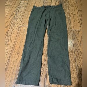 Men’s Volcom Trousers. Grey. Size 32.
